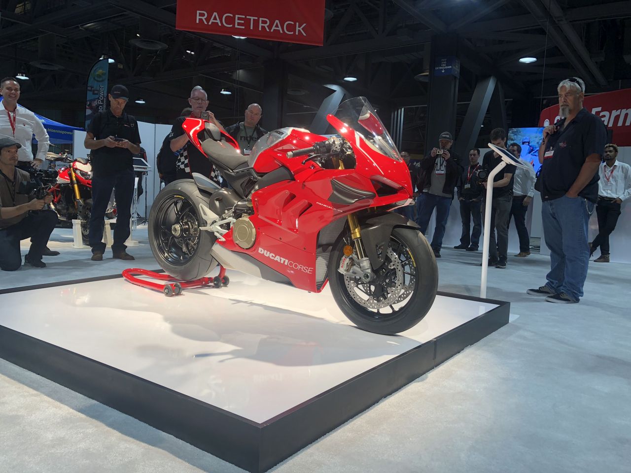 The mighty 2019 Ducati Panigale V4 R