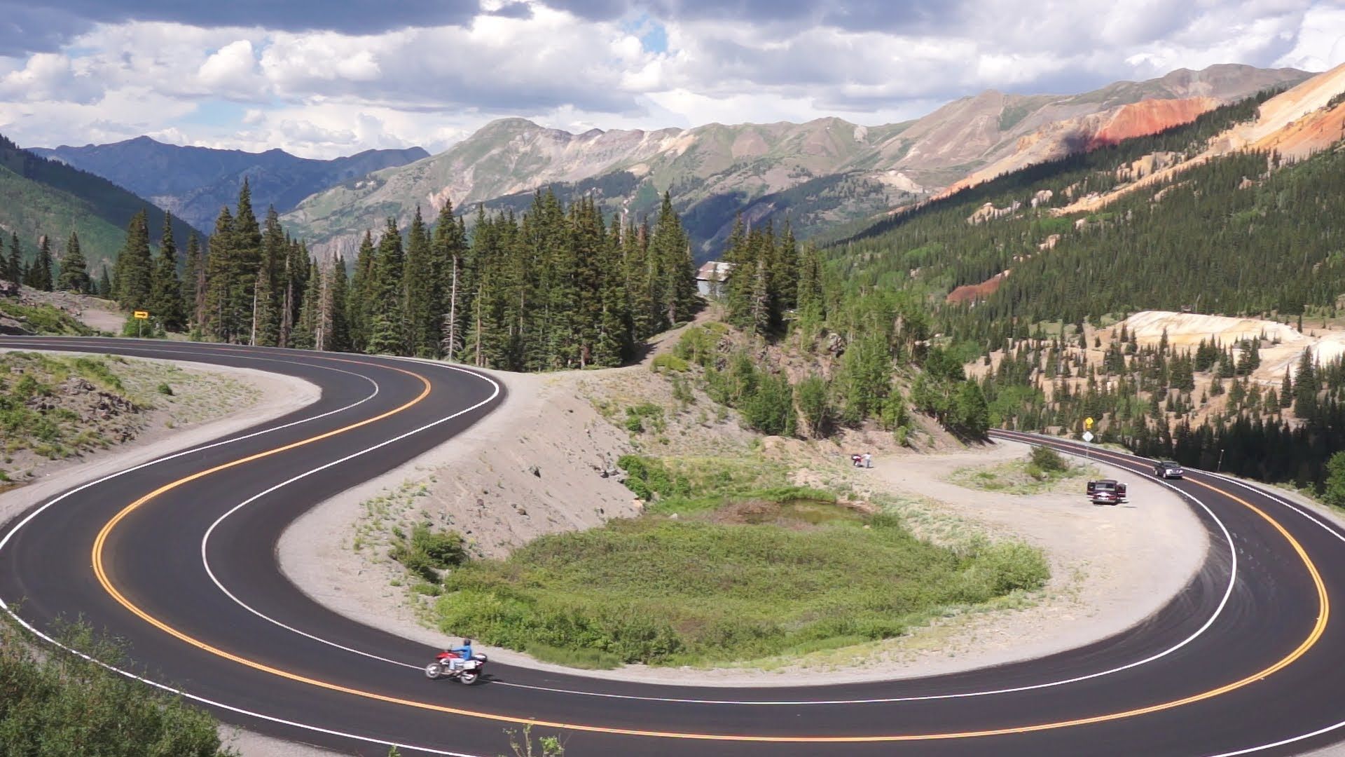 Fantastic curves and scenery for a motorcycle  ride along the Million Dollar Highway