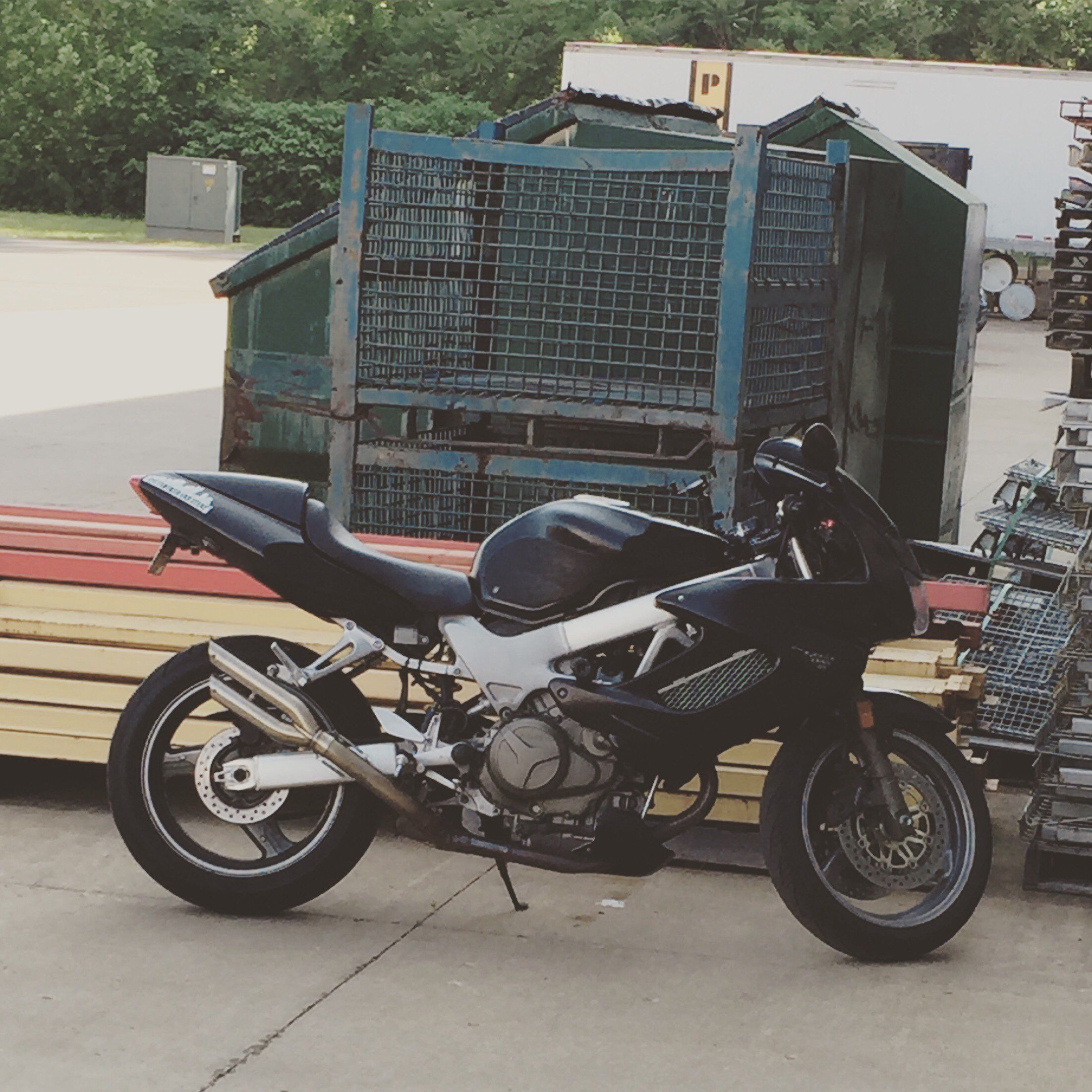 The VTR1000F