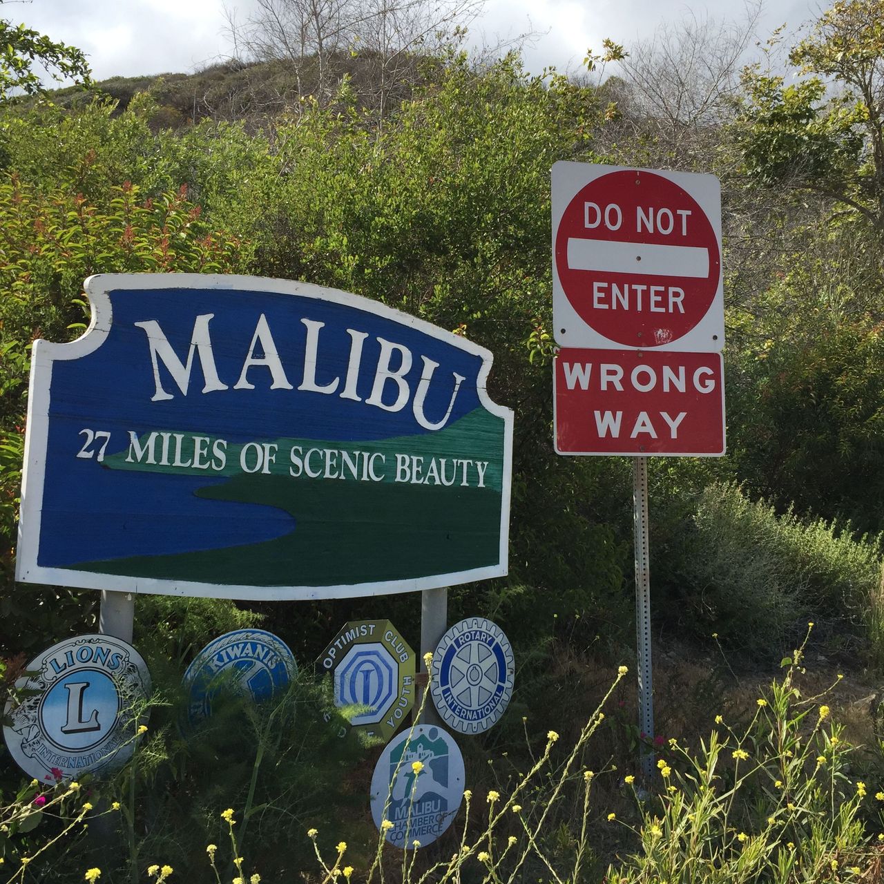 The exit to Tuna Canyon Road is marked by this Malibu and 'Wrong Way' sign