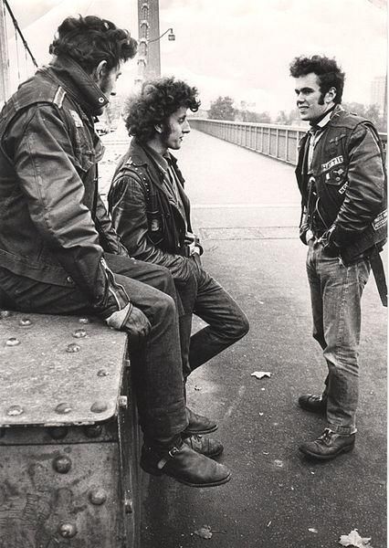 Rockers on the Chelsea Bridge