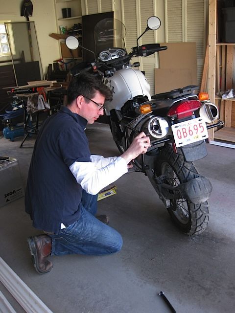 Installing the panniers