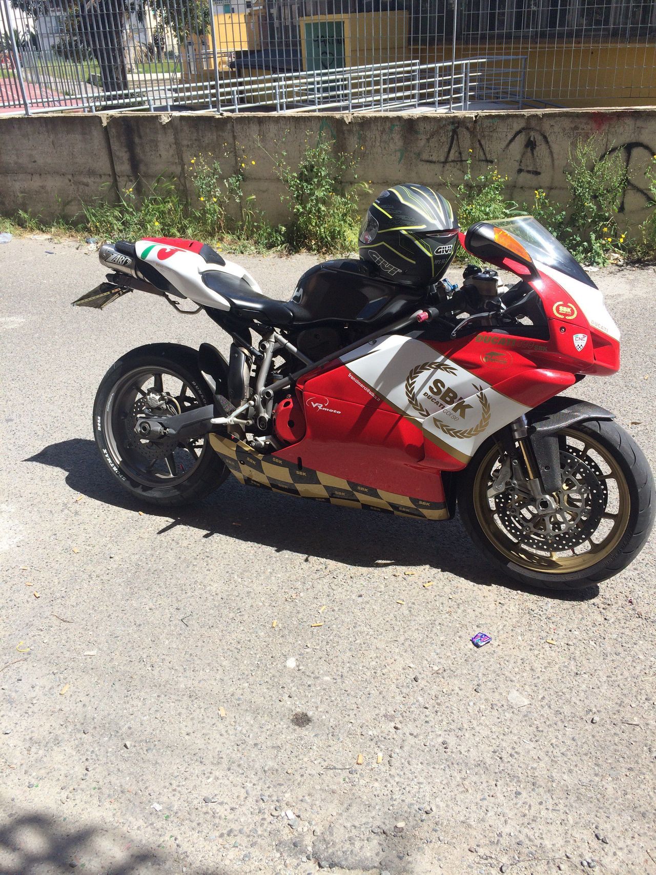  750 Ducati 749r