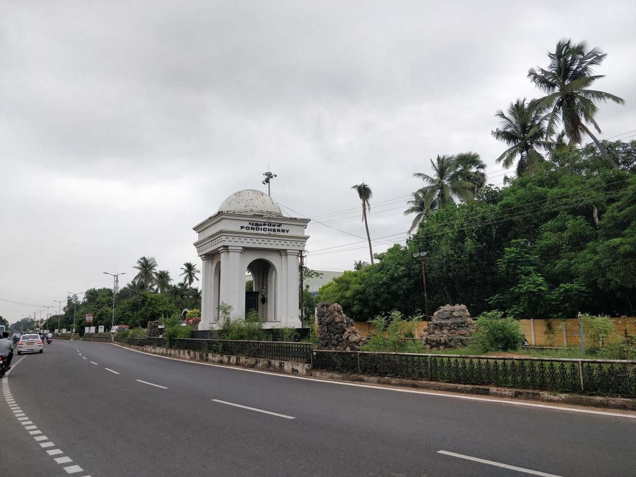 reached Pondicherry around 9.30