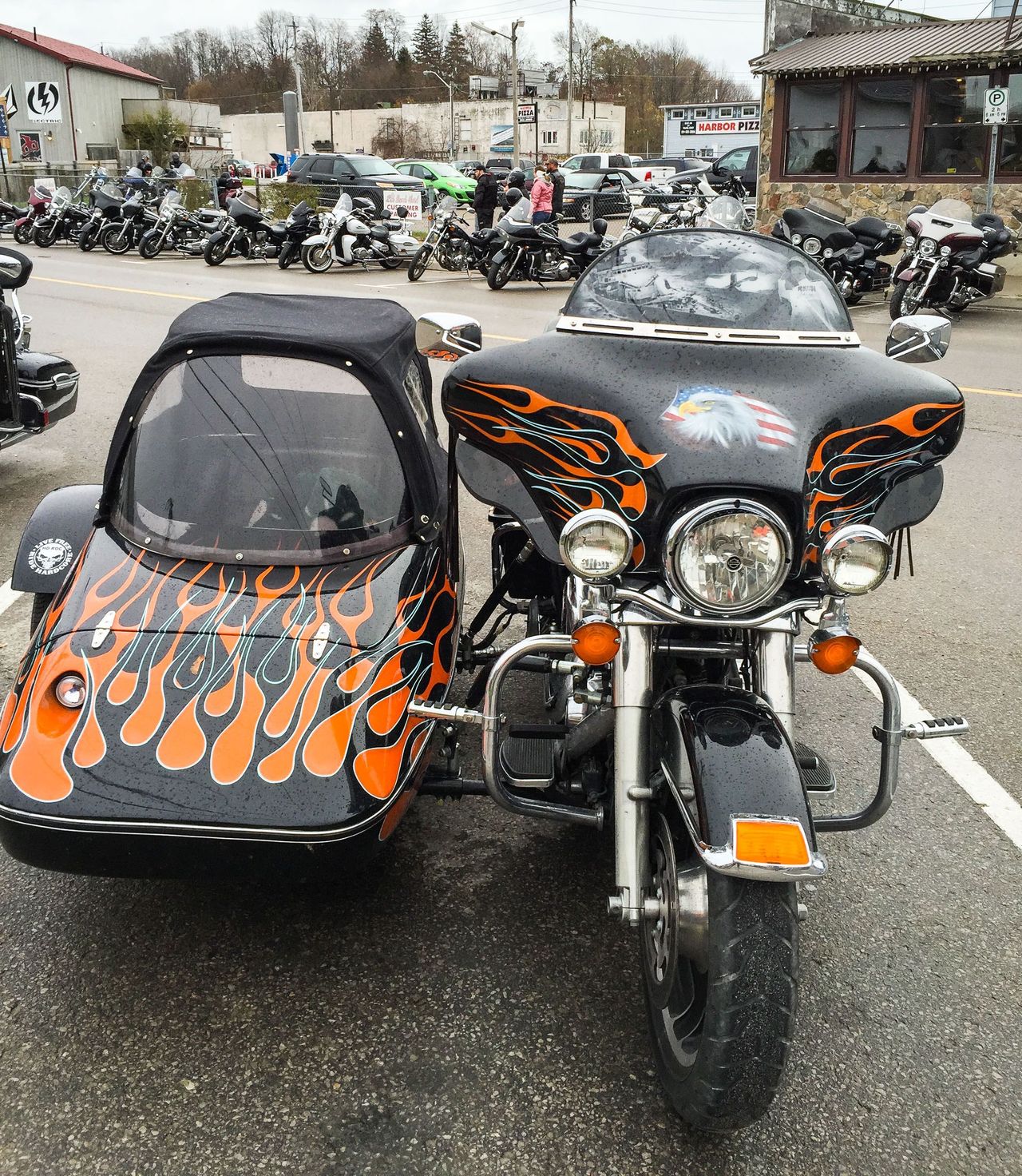 Harley Davidson and side car