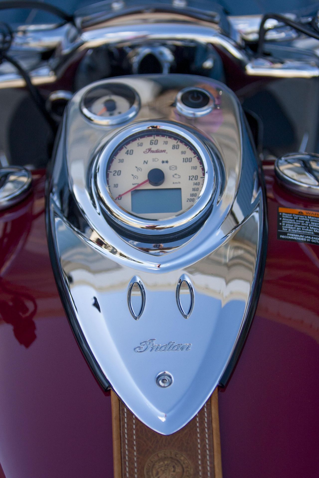 Tank mounted gauges of Vintage Indian Chief