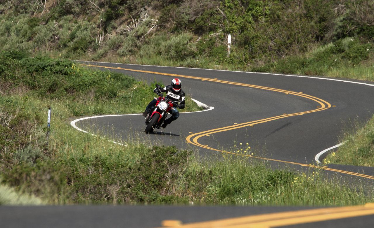 2015 Ducati Monster 1200 S: Arrick on a technical road