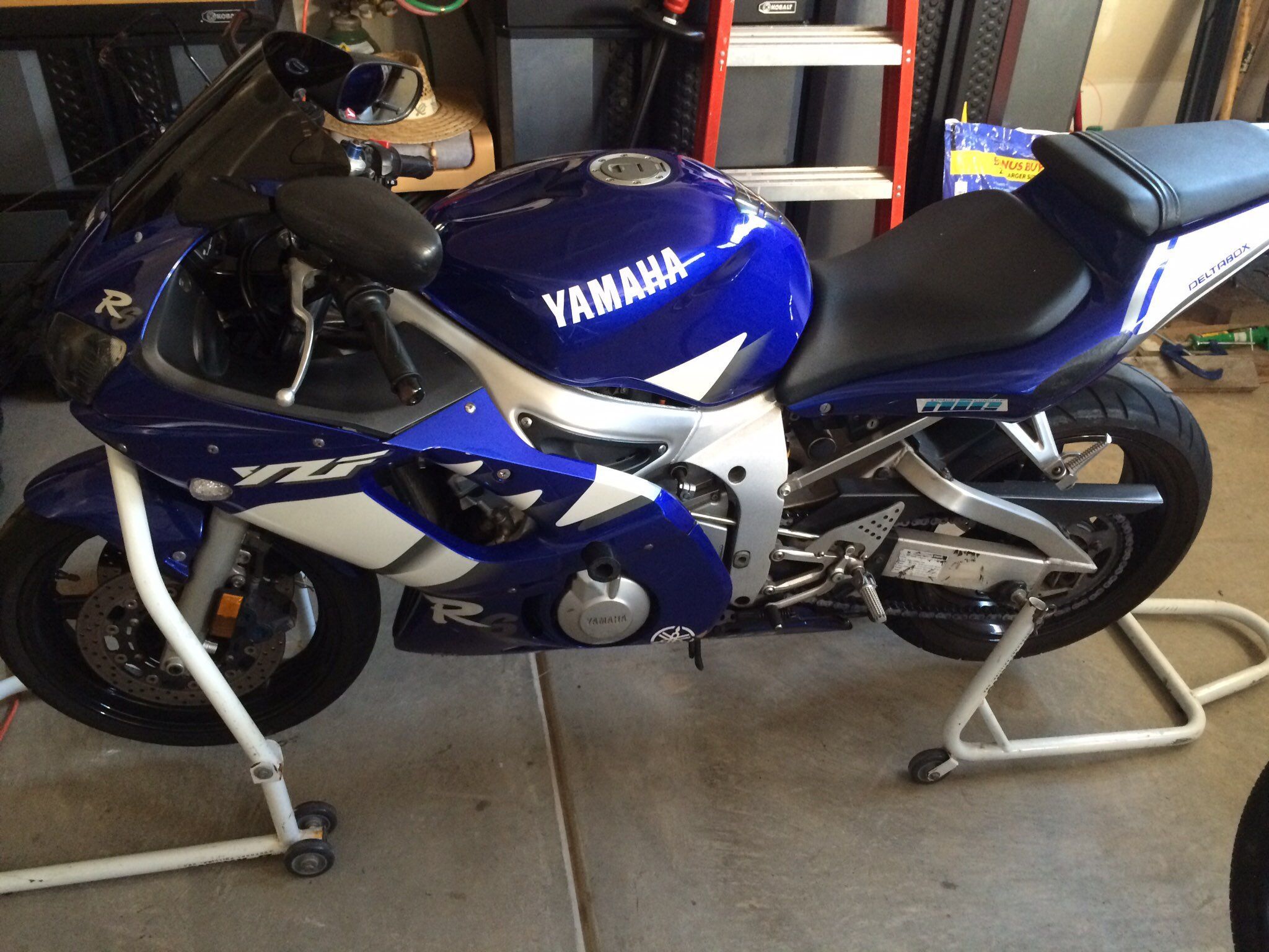Yamaha  R6 2000