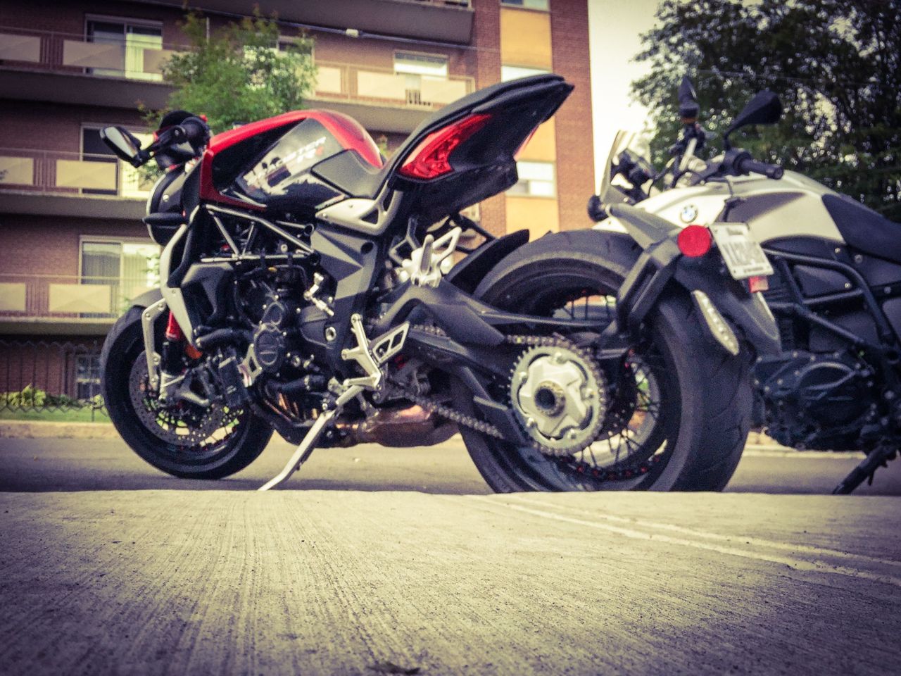 "litre-bike power with the agility of a 600cc naked sport"