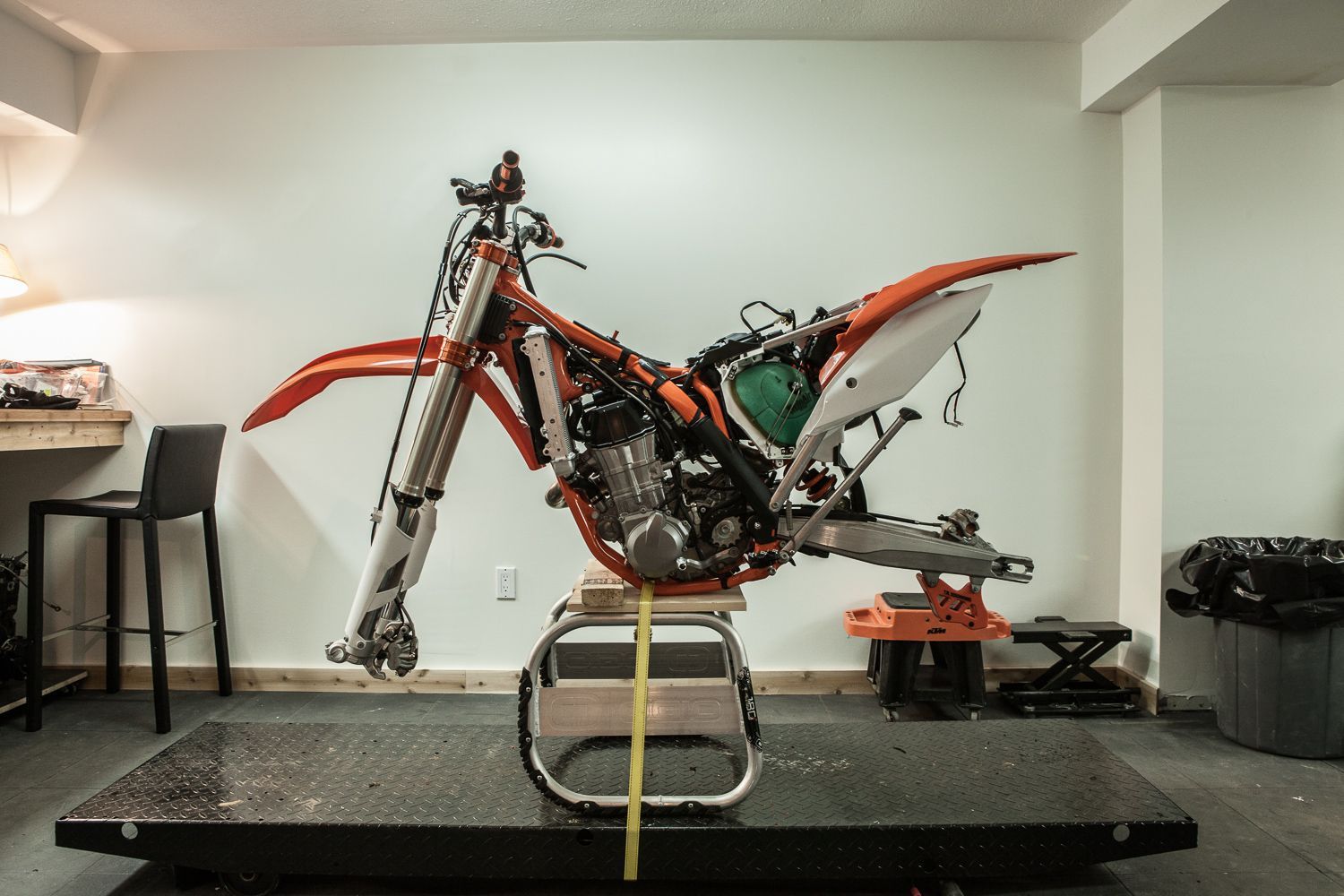 2015 KTM 500 EXC - work has begun