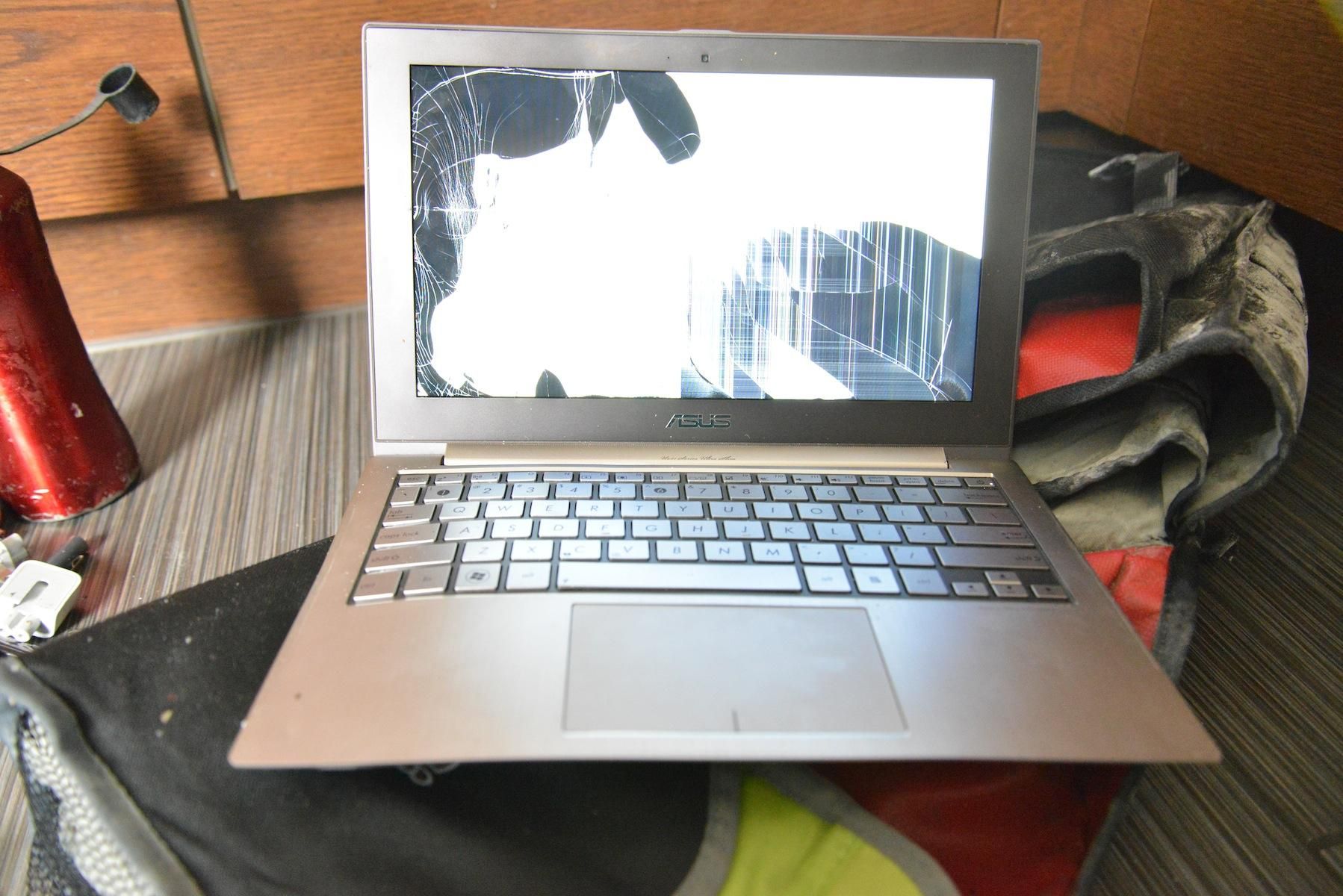 My Asus laptop faired less well after two days on the highway