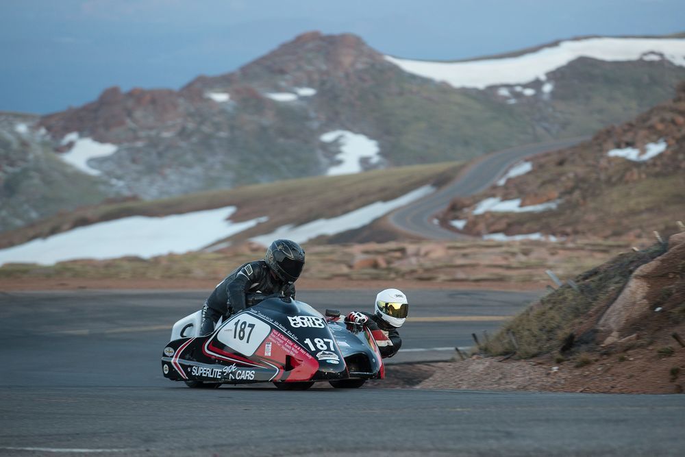 Brasil terá pilotos em Pikes Peak e na Ilha de Man pela primeira vez na  história - Naccar