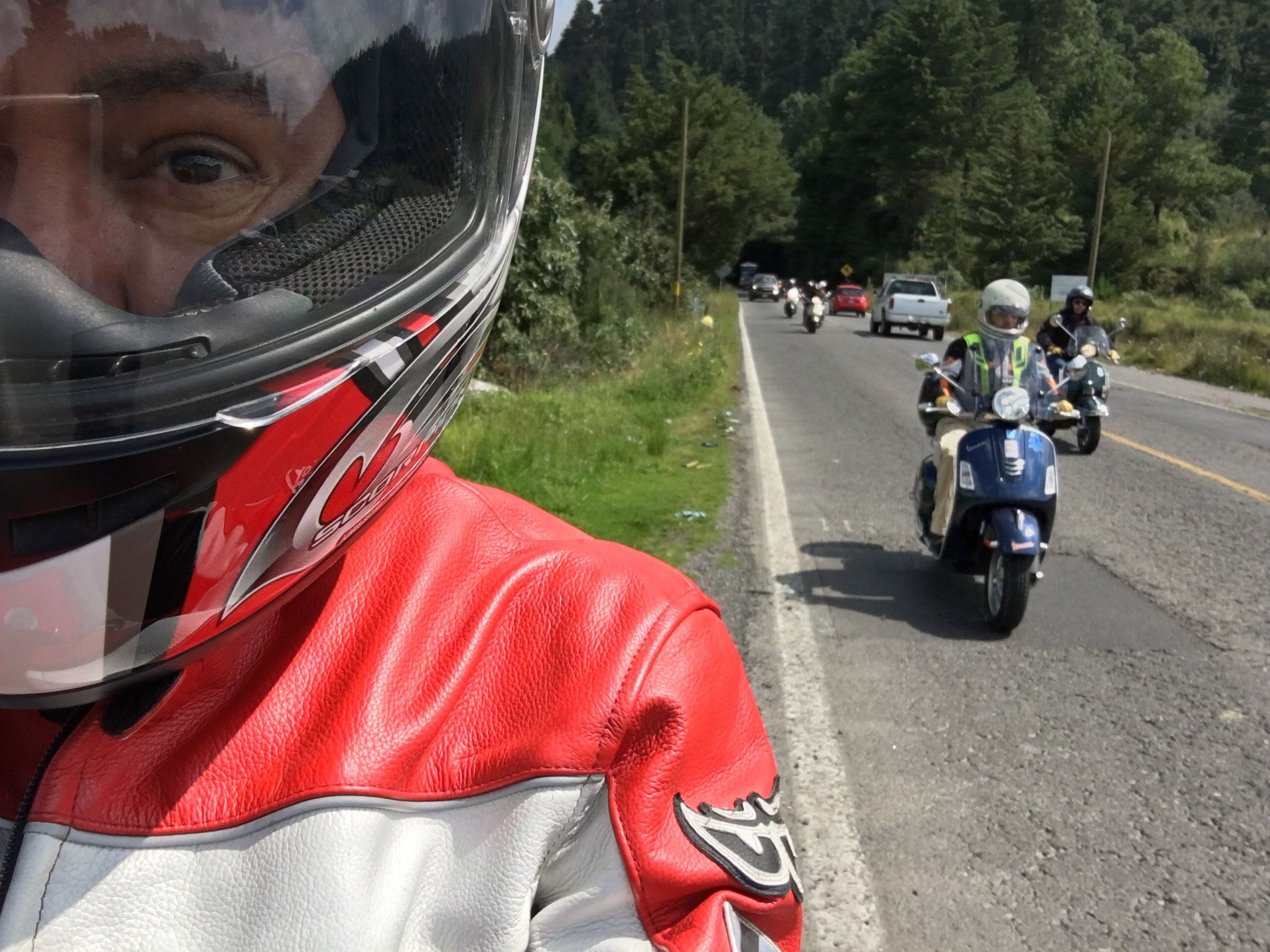 Ride longer today and passed a group of Vespacciani