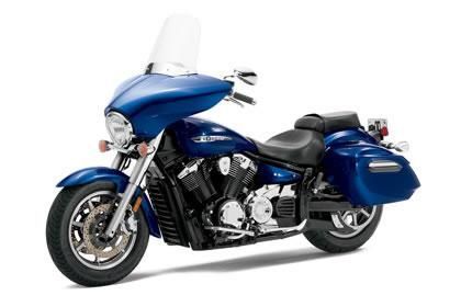 2013 Yamaha V Star 1300 Deluxe - front left side view