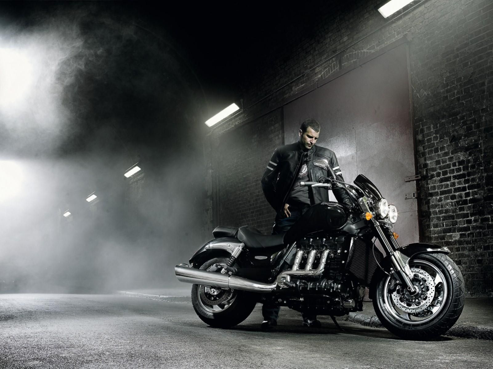 Triumph rocket shop 2013