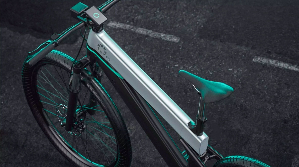 The Fluid eBike features road-going bits like a mirror, dash, and headlight