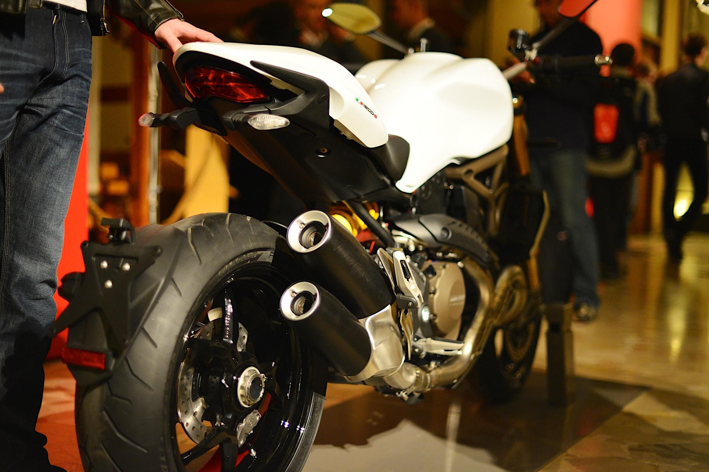 2014 Ducati Monster S