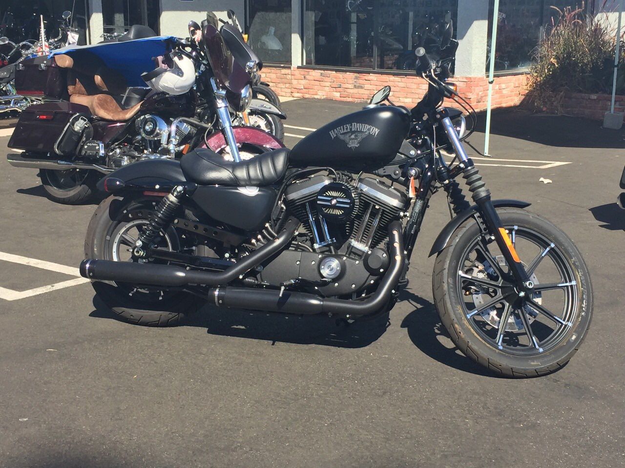  Harley Davidson Sportster Iron XL883N 2016